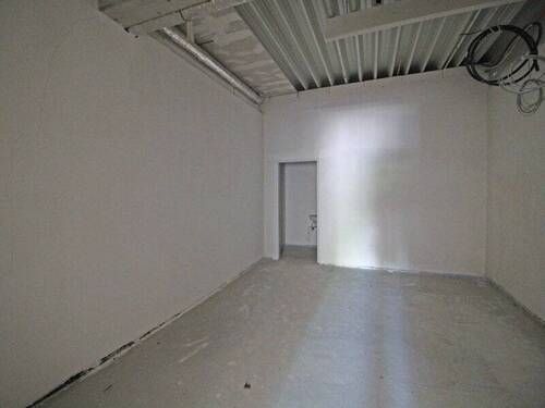 abgetrennter Bereich mit Zugang zum WC - 