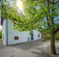 Ehemalige Wassermühle in malerischer Berglandschaft