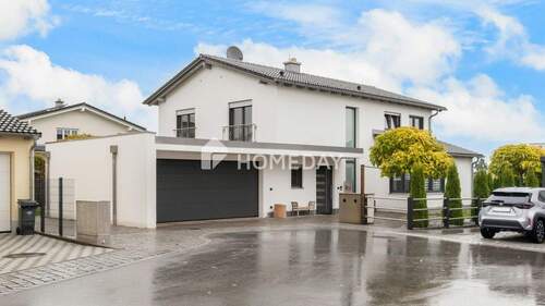 Außenansicht 1 - Modernes Familiendomizil mit gehobener Ausstattung und durchdachtem Grundriss