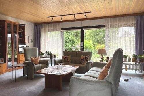 Wohnzimmer - 4 Zimmer Einfamilienhaus in Rethwisch