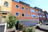 Haus links - 3 Zimmer Etagenwohnung in Solingen