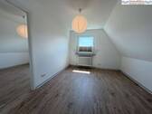 Schlafzimmer II DG - 