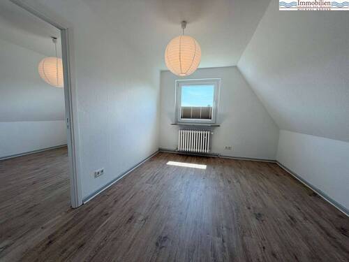 Schlafzimmer II DG - 