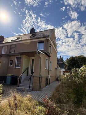 Hausansicht - Einfamilienhaus in ruhiger Lage