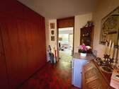 Diele Richtung Wohnen EG - 7 Zimmer Mehrfamilienhaus, Wohnhaus zum Kaufen in Erlangen