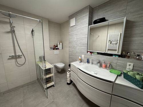 tempImageaLmsdd.jpg - 