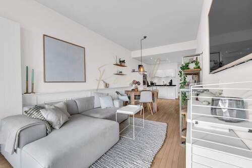 Blick Richtung Küche - 2 Zimmer Etagenwohnung zum Kaufen in Berlin