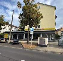Großzügiges Ladenlokal mit repräsentativer Schaufensterfront in Kassel-Bad Wilhelmshöhe
