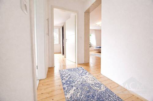 Flur - 2 Zimmer Etagenwohnung in Frankfurt am Main / Bornheim