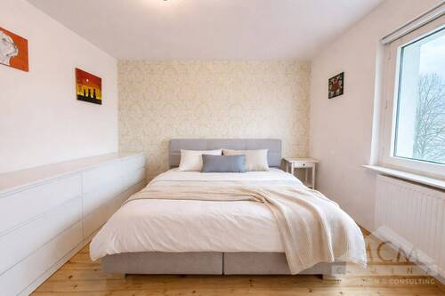 lichtdurchflutetes Schlafzimmer - 