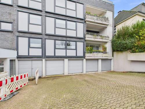 Garageneinfahrt - 