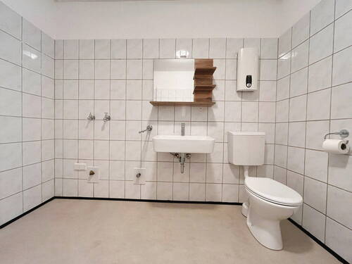 Bad mit Platz für Waschmaschin - 
