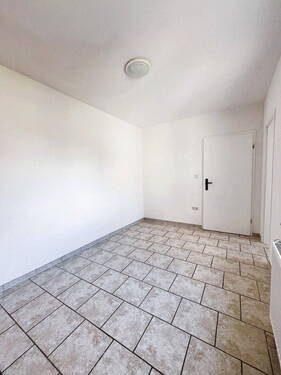 genug Platz für Esstisch - Etagenwohnung mit 57,00 m&sup2; in Elze zur Miete
