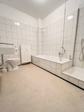 Bad mit neuem Vinylboden - 