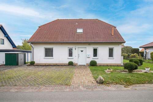 Vorderansicht - 6 Zimmer Einfamilienhaus zum Kaufen in Ummanz