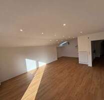 Erstbezug: Komplett sanierte 4-Zimmerwohnung - Lechbruck am See