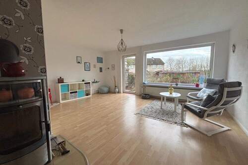 Wohnzimmer EG - 5 Zimmer Reihenendhaus in Bad Oldesloe