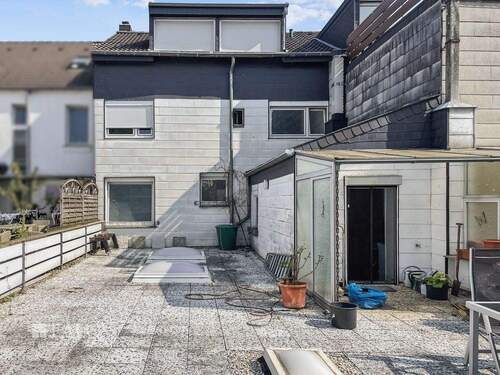 Rückfront - 8 Zimmer Mehrfamilienhaus, Wohnhaus in Eschweiler