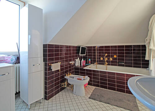 Badezimmer im Obergeschoss - 