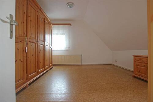 Whg. 3 - Schlafzimmer 1 - 8 Zimmer Mehrfamilienhaus, Wohnhaus in Lauenburg