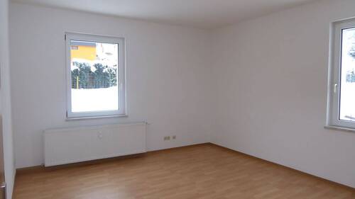 Schlafzimmer (1).JPG - Etagenwohnung mit 66,00 m&sup2; in Saalfeld/Saale zur Miete