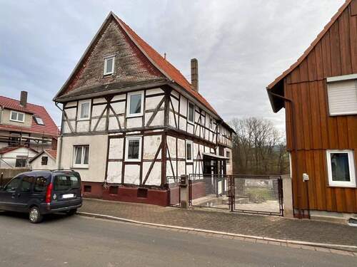 Vorderansicht - 3 Zimmer Einfamilienhaus zum Kaufen in Eschwege