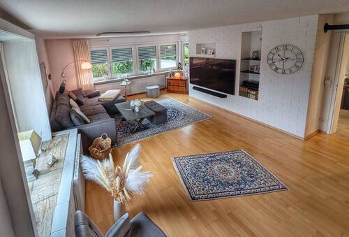 Wohnzimmer - Einfamilienhaus mit 221,00 m² in Weil der Stadt zum Kaufen