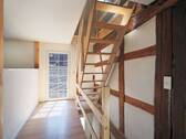 Offene Gestaltung der Treppen als Verbindung zwischen den Ebenen - 