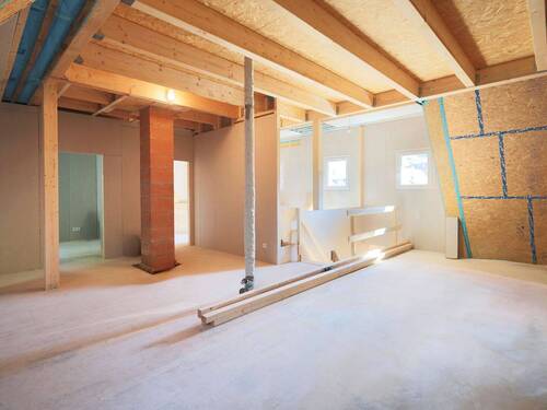 Viel Raum zur Gestaltung im ausgebauten Dachgeschoss - 