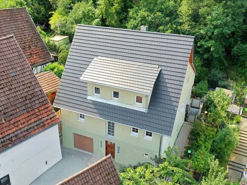 Hausansicht aus der Vogelperspektive - 6 Zimmer Einfamilienhaus in Mönsheim