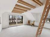 Wohnzimmer offener Dachstuhl - charmante Dachgeschosswohnung - Neubau, direkte Seelage - wohnen wo andere Urlaub machen