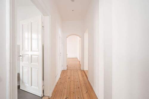 WE7 Flur - 4 Zimmer Etagenwohnung in Berlin