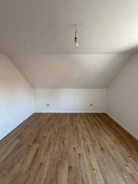 Zimmer - 3 Zimmer Etagenwohnung zur Miete in Lichtenau