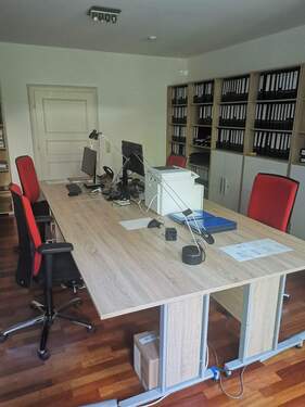 Co-Working Arbeitsplatz (z.B. für MitarbeiterIn) möbliert - Büro zur Miete in Wiesbaden