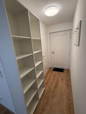 Flur - Etagenwohnung mit 21,60 m&sup2; in Erlangen zur Miete
