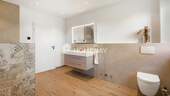 1. OG Badezimmer 2 - 