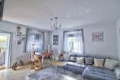 Wohnzimmer OG-Altbau - Mehrfamilienhaus, Wohnhaus mit 313,50 m&sup2; in Fürstenfeldbruck zum Kaufen