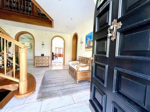 Eingang Haupthaus - Einfamilienhaus mit 307,00 m&sup2; in Gladbeck zum Kaufen