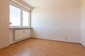 Schlafzimmer (1) - Etagenwohnung mit 46,30 m&sup2; in Passau zur Miete