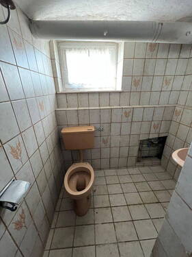 Duschbad im Keller - 