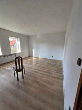 Zimmer 1 - 6 Zimmer Etagenwohnung zur Miete in Obernkirchen