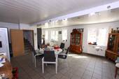 Innen Wohnung - Einfamilienhaus mit 620,00 m² in Butzbach zum Kaufen