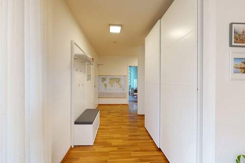 Flur - 5 Zimmer Etagenwohnung in Frankfurt am Main