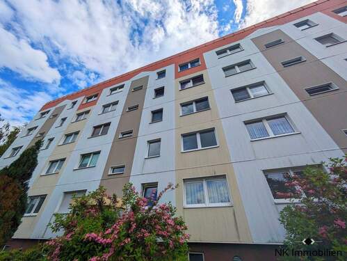 Gebäude - 3 Zimmer Etagenwohnung zum Kaufen in Limbach-Oberfrohna