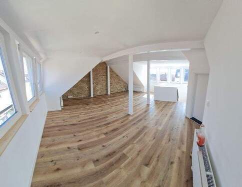 Neuer Dachstuhlwohnbereich mit Gaupen - 