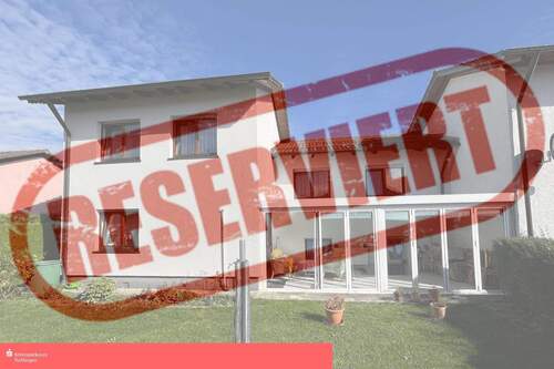 Rückansicht - RESERVIERT: Wohnhaus mit Wintergarten und Garage in Gosheim