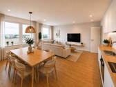 Wohnzimmer - Modern renovierte 4-Zimmerwohnung mit herrlichem Blick in zentraler Lage in Fürstenfeldbruck