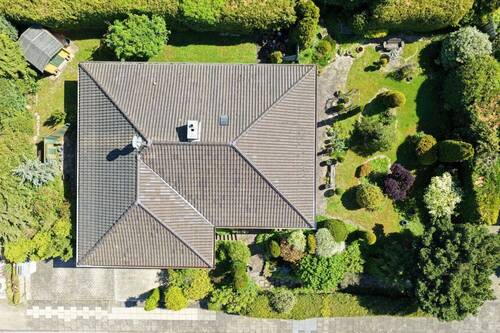 Luftbild Grundstücksarial - 5 Zimmer Bungalow zum Kaufen in Swisttal