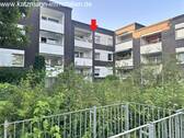 zu verkaufende Wohnung (siehe Pfeil) - 