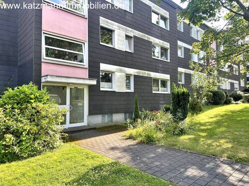 Hausansicht - Etagenwohnung mit 65,00 m² in Brühl zum Kaufen